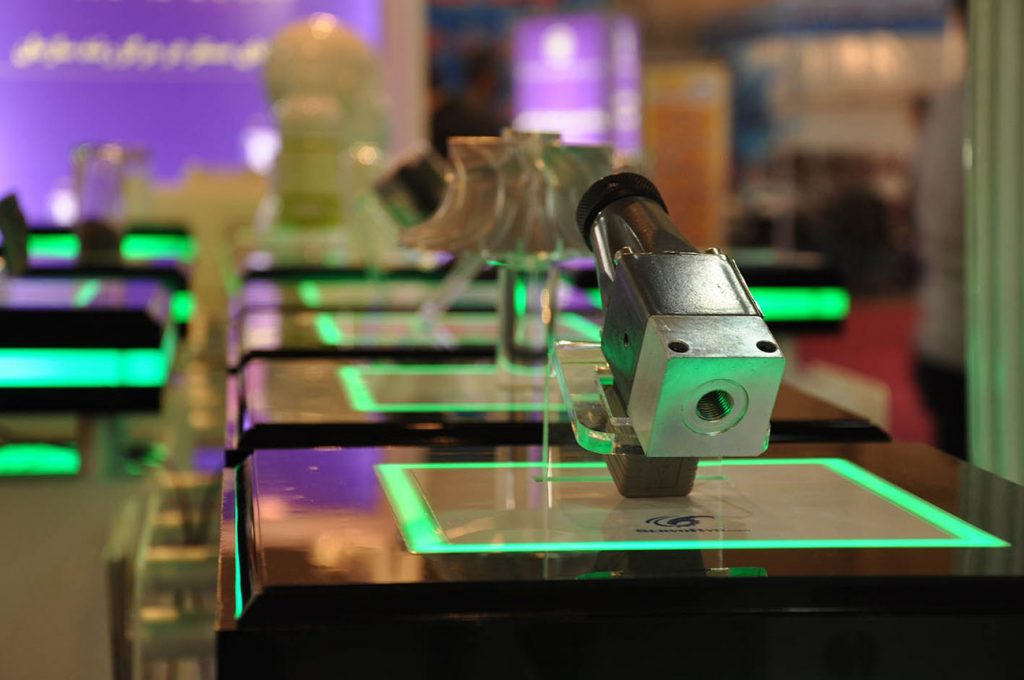 طراحی استند نمایشگاهی استند تبلیغاتی