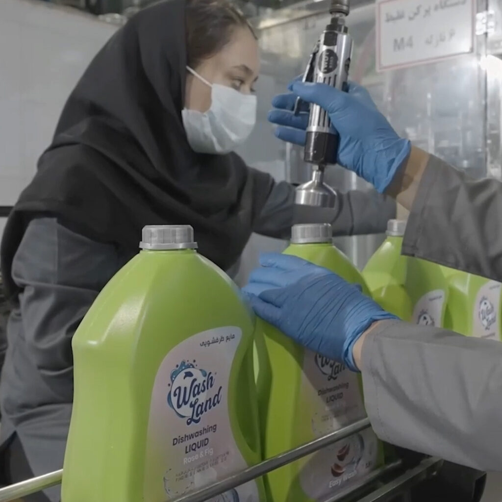 طراحی بطری و گالن مایع ظرفشویی