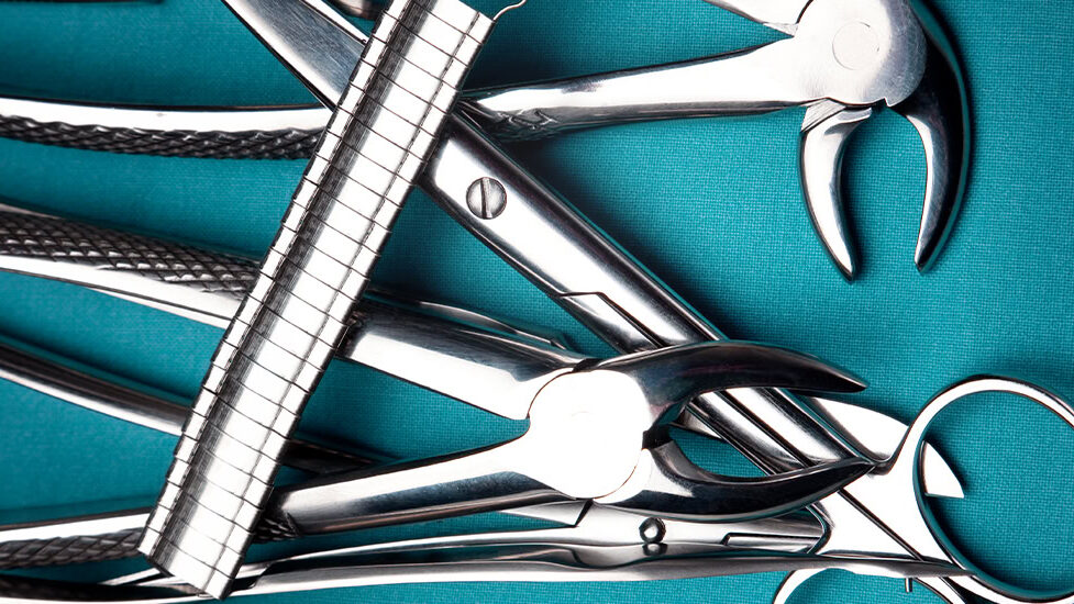 فلزات در صنعت پزشکی edited