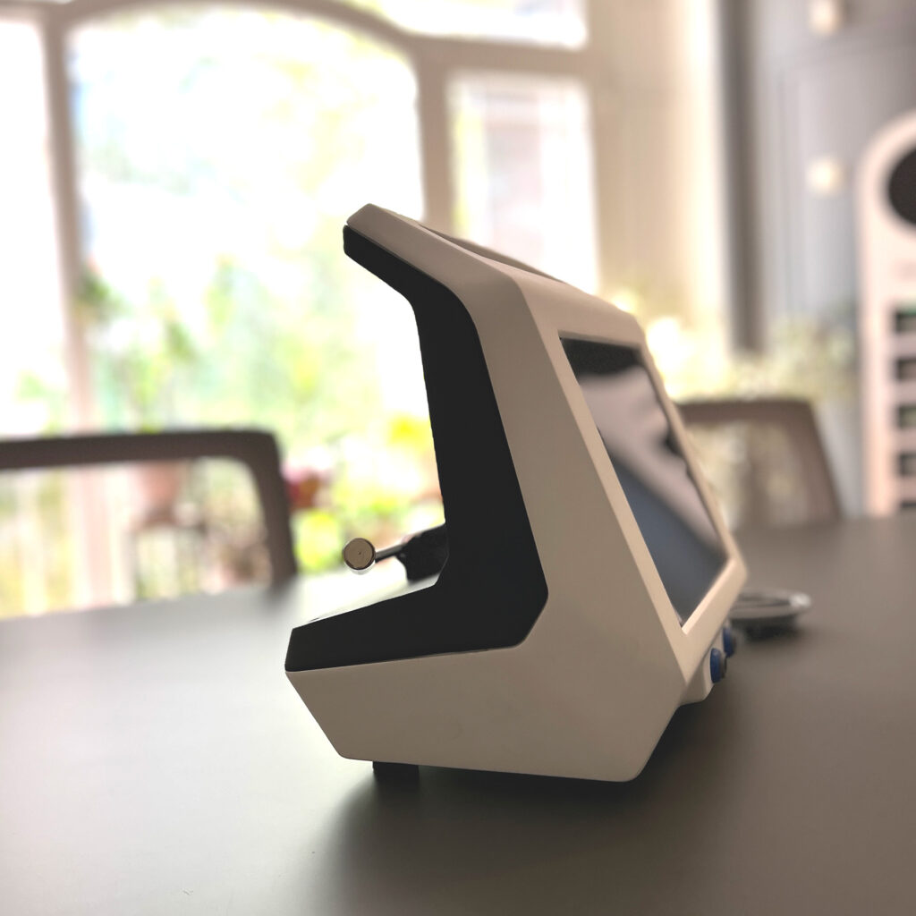 EKAS Design Studio by Sina Gavili EKAS Design Studio is an industrial and product design consultancy based in Tehran, focused on medical equipment, consumer products, and packaging.